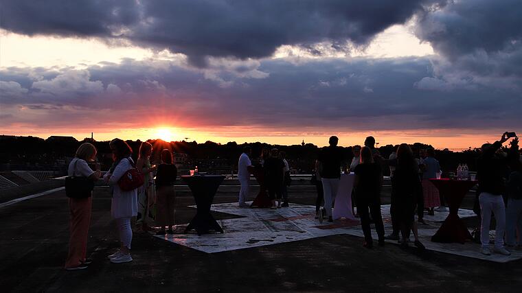 8tes Thalkirchner Gelenksymposium am AKMS - Ausklang bei Sonnenuntergang